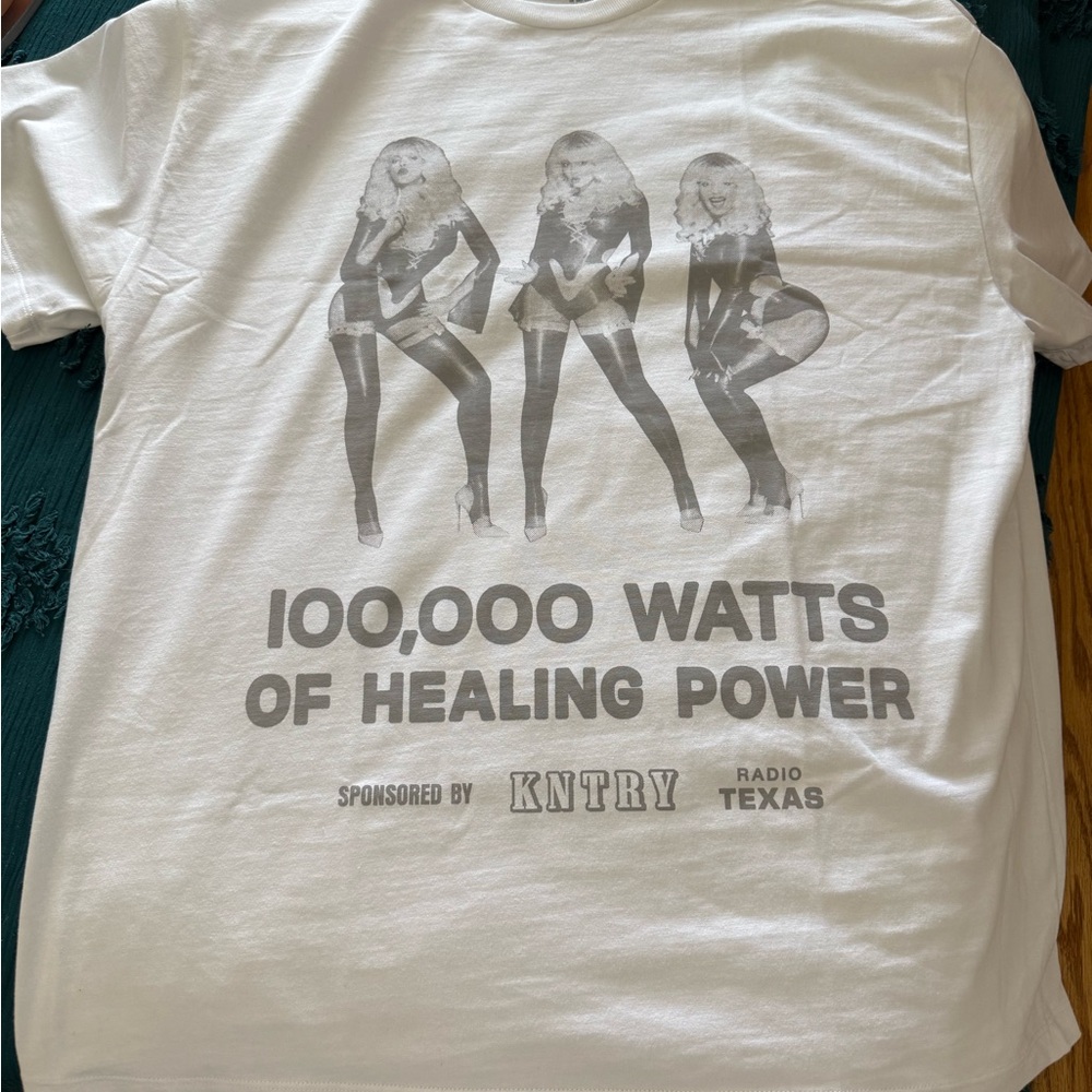 White KNTRY Graphic Short Sleeve Tee - 100,000 Watts Print